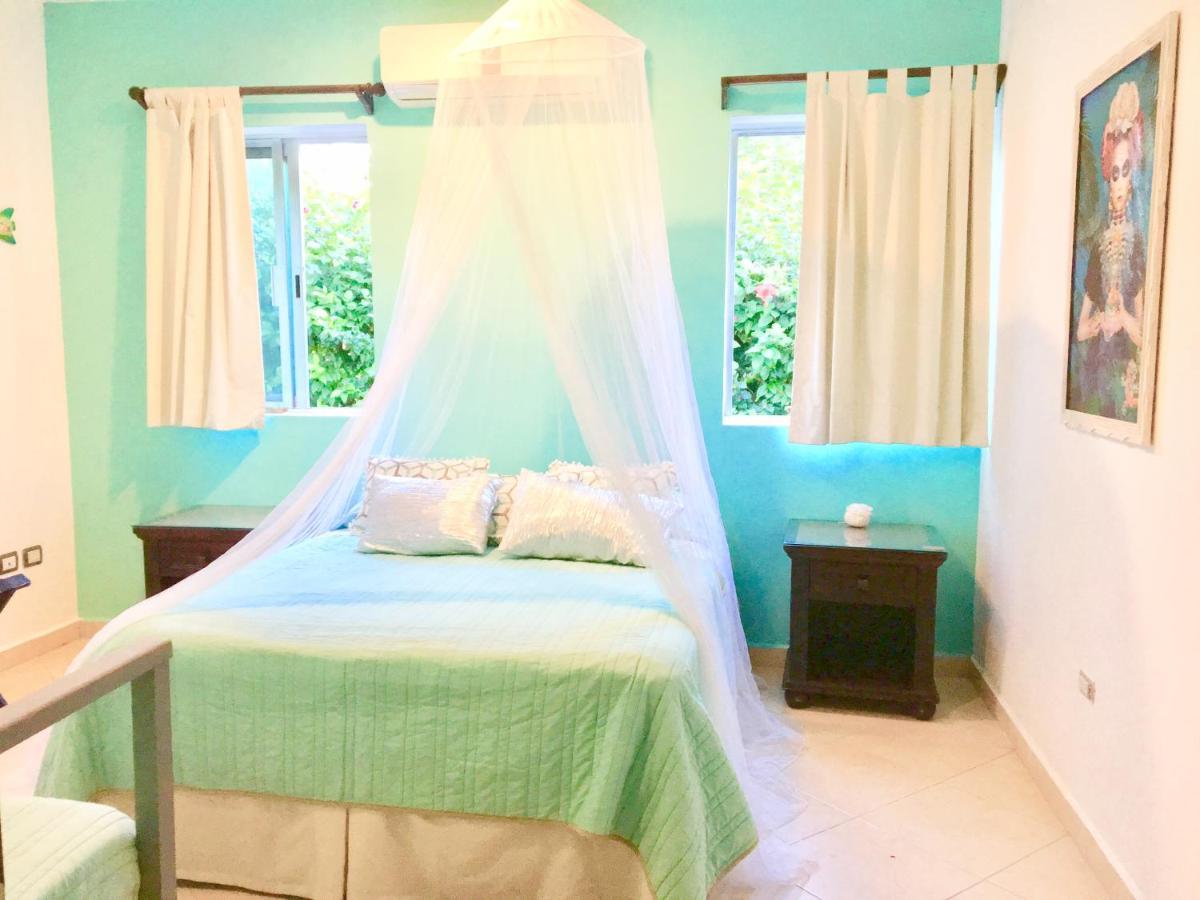 Esquina De La Felicidad de PLAYACAR Bed and Breakfast Playa del Carmen Exterior foto