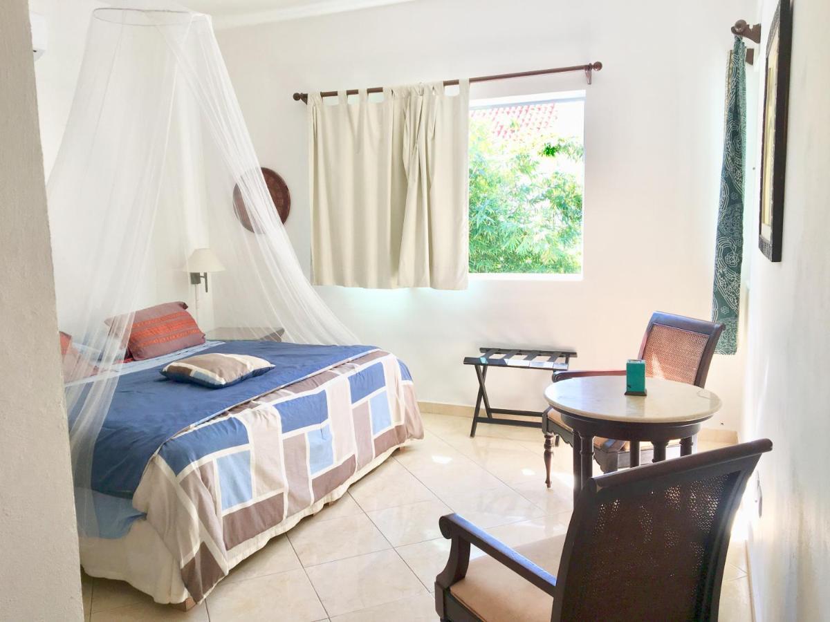 Esquina De La Felicidad de PLAYACAR Bed and Breakfast Playa del Carmen Exterior foto