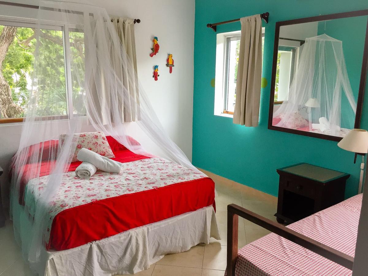 Esquina De La Felicidad de PLAYACAR Bed and Breakfast Playa del Carmen Exterior foto